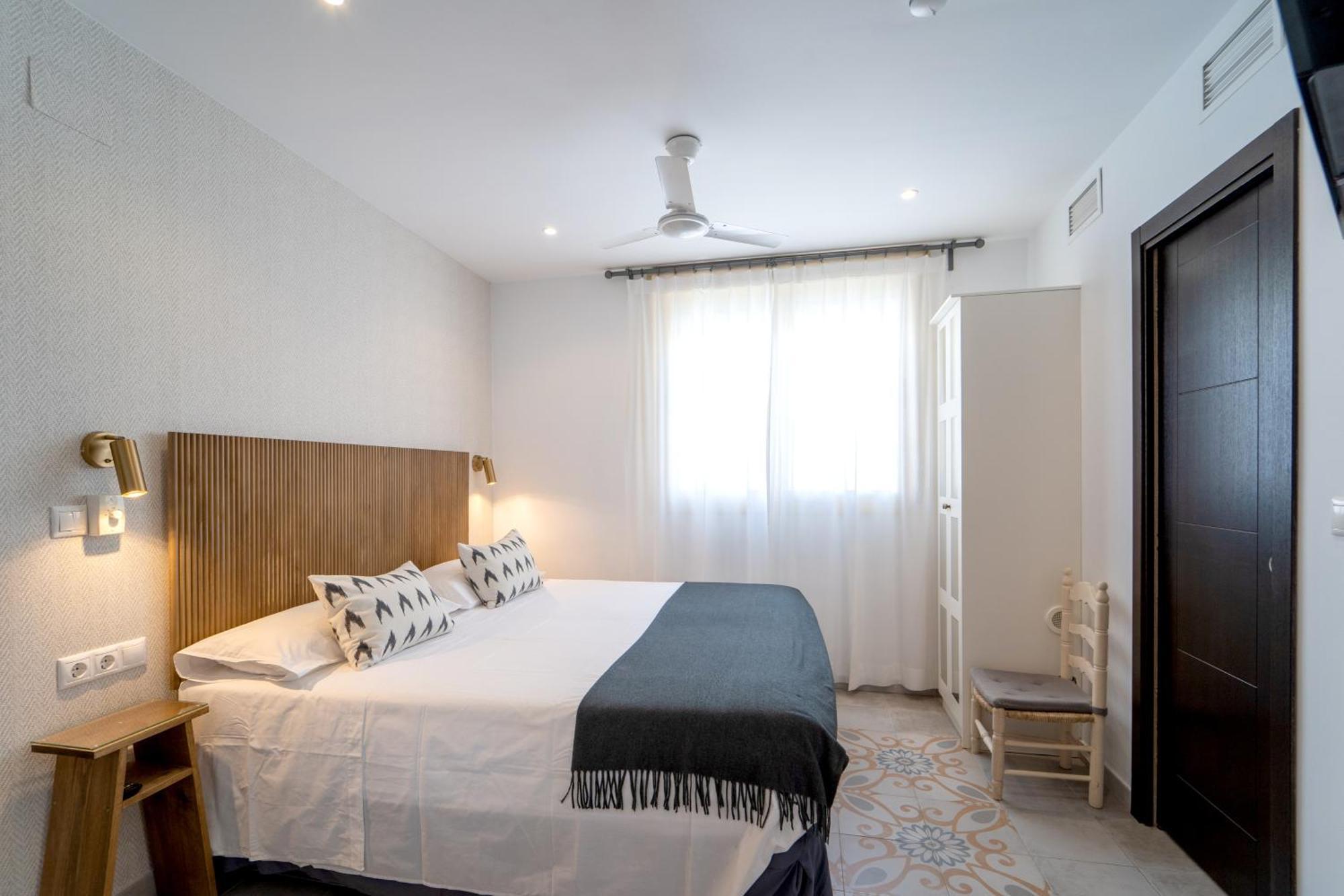 La Siesta De Picasso Hotell Málaga Exteriör bild
